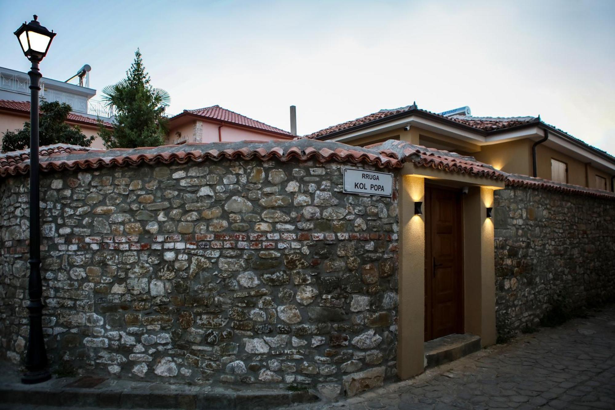 Zoi A To Remember I Located Inside The Castle Of Elbasan, On A Historic Road Via Egnatia I Homemade Breakfast Hotel